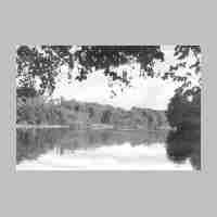 020-0012 Ein Blick ueber den stillen Muehlenteich.jpg